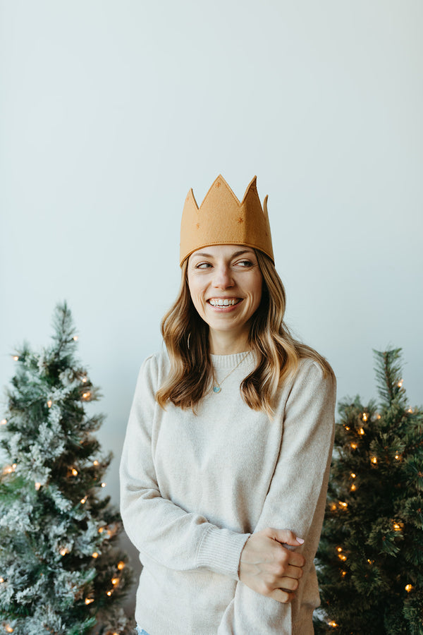CLEARANCE | FELT CROWN · KING'S FEAST | FINAL SALE