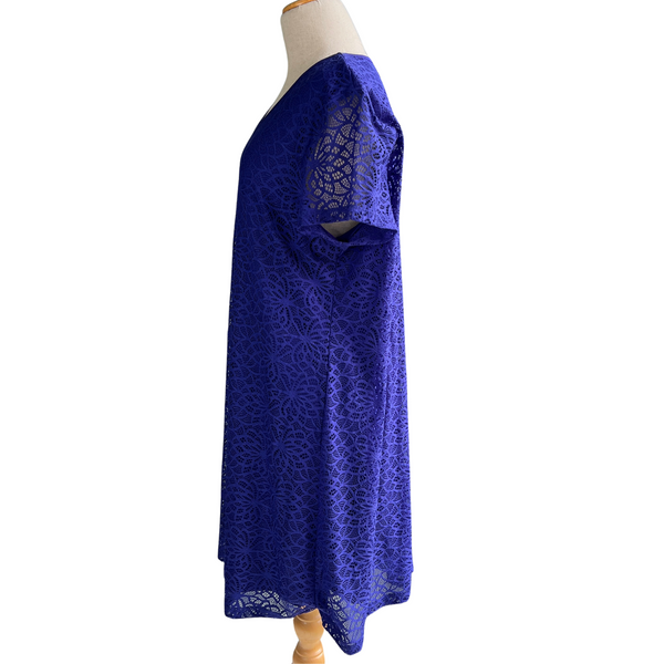 Size L | Chico's Easy Wear Periwinkle Stretch Lace Dress