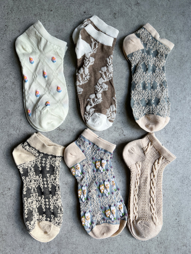 SALE! SOCKS SET OF 3